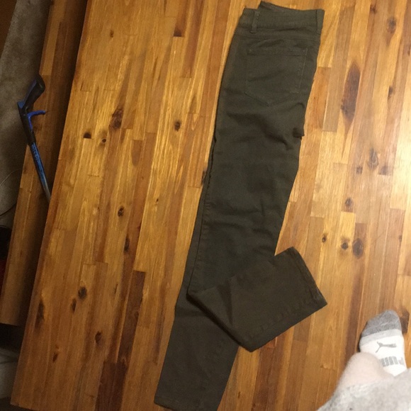 Women’s green Kenneth Cole Jeans - Picture 2 of 3